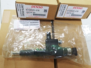 23670-E9262,Original Hino Fuel Injectors,9729505-076